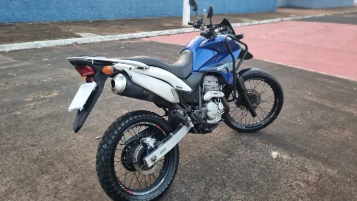 Vendo XRE300 2012