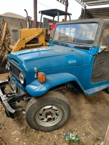 Toyota Jeep bandeirante