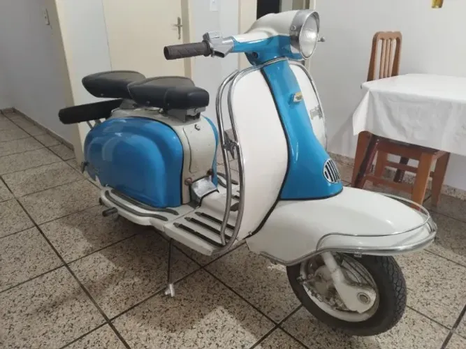 Vendo Lambretta para decoração - Não documenta