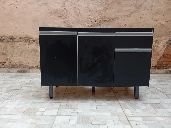 Gabinete de Cozinha Preto