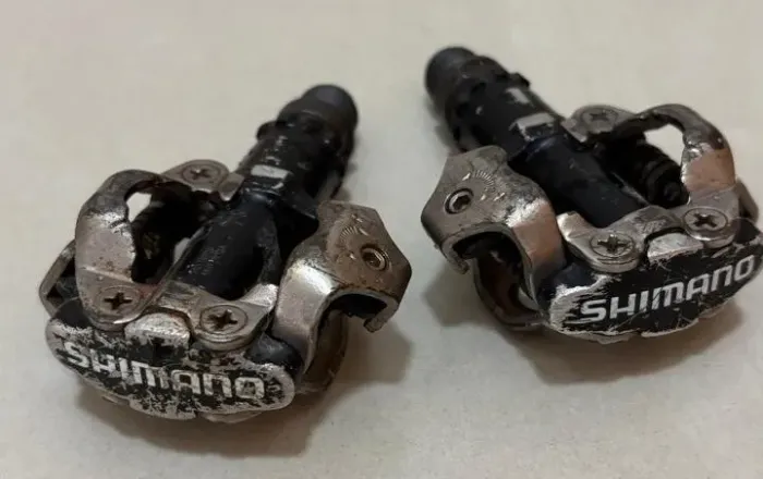 Pedal Shimano M-520 clip MTB - usado