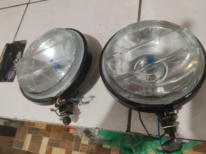 Farol auxiliar