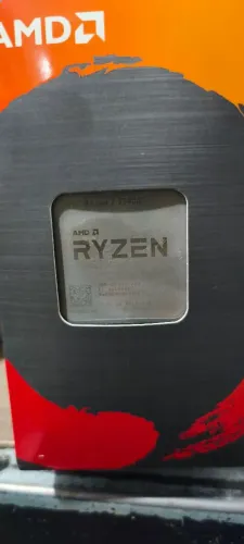 Ryzen 7 5700g completo na caixa