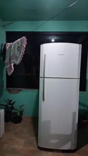 Geladeira Frost Free Bosch branco
