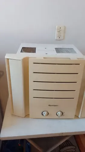 Vendo Ar condicionado 7500btu