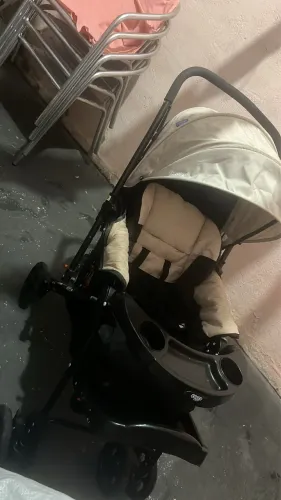 Carrinho de bebê cosco