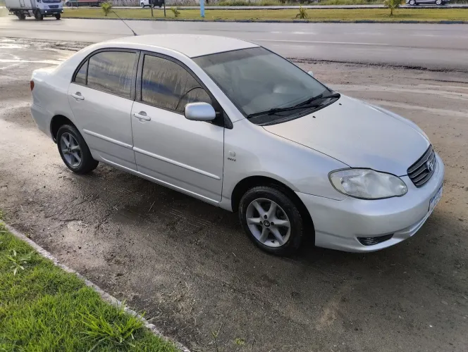 Toyota Corolla XLI 1.6 16V 110cv Aut. 2004