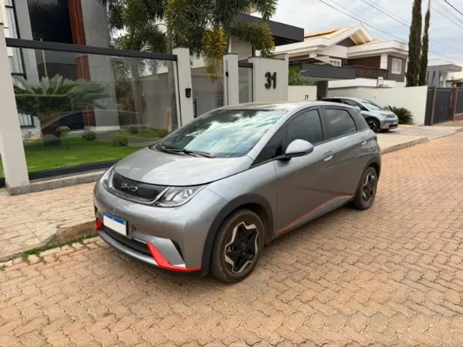 BYD Dolphin EV (Elétrico) 2024