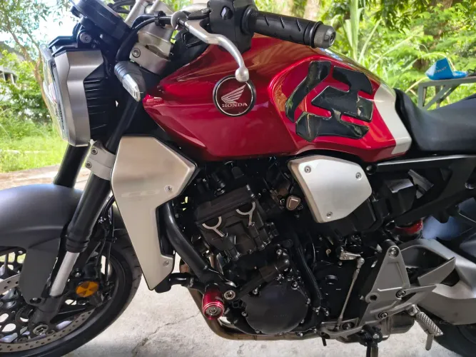 Vendo ou troco cb1000r sport neo café de 2021