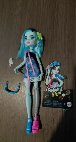 Boneca Monster high g3 Frankie pijama