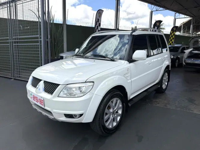 Mitsubishi Pajero TR4 2.0 Flex 16V 4X2 Aut. 2012