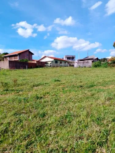 Oportunidade Única: Terreno à venda em Cerqueira César/SP: 10.000m² de Potencial e Lazer!