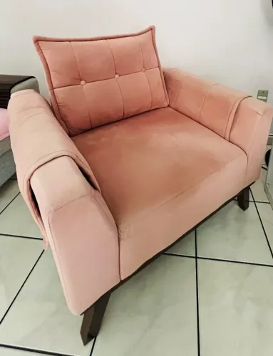 Poltrona Decorativa Aveludada Rosa - Confortável e Elegante