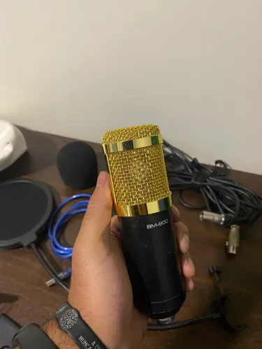 Microfone condensador + phantom power
