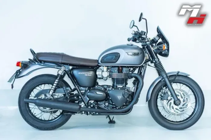 TRIUMPH BONNEVILLE T120 BLACK 2018