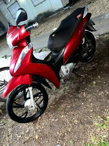 Honda Biz 110i - Econômica, conservada e pronta para rodar