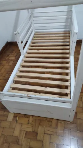 Mini Cama de casinha com colchão