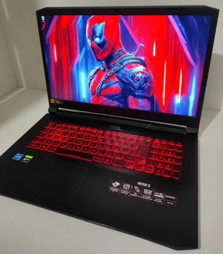 Notebook Gamer Acer (Tela de 17) i7-11800H GTX 1650 (45 Dias de Uso)
