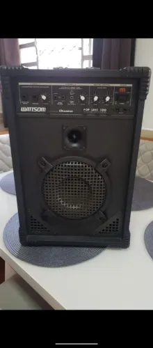 Vendo caixa amplificador multi pop LINE 100 ( usada)