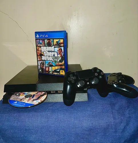 PS4 + 2 Controles + GTA V e Red Dead 2 |Completo