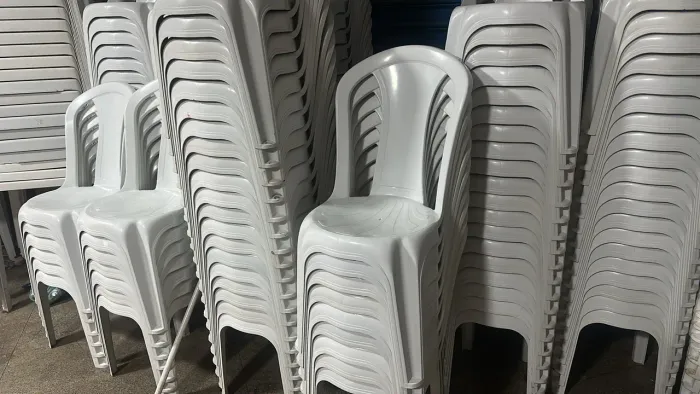 Mesas e cadeiras brinquedos tudo pra sua festa