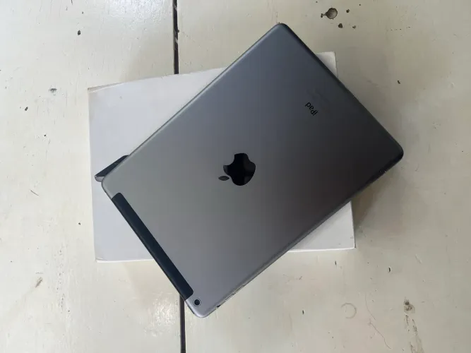 iPad Air 64gb