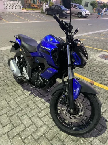 Fz15 Leia o anúncio