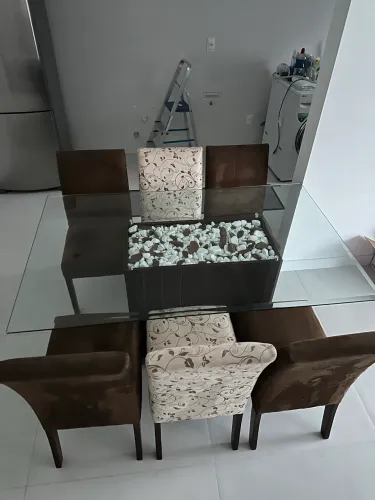 Mesa com 6 Cadeiras