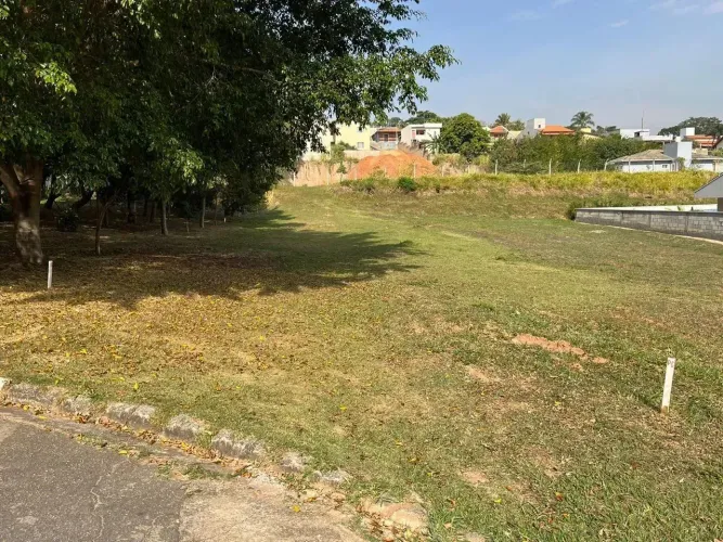 Terreno a venda no Condomínio Villa Verde em Jardim Quintas das Videiras - Jundiaí-SP