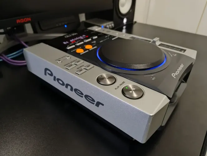 CDJ 200 Pioneer em excelente estado 