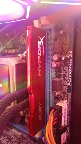 Kit i7 2600 com water cooler RGB