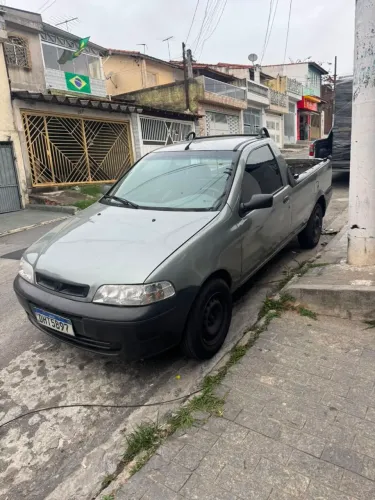 Fiat Strada 1.3 MPI Fire 8V 67cv CS 2005