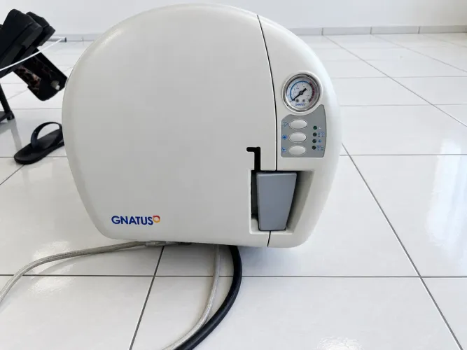 Autoclave 12