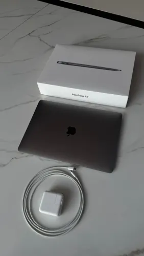 Macbook Air M1 2020 256GB Perfeito Estado