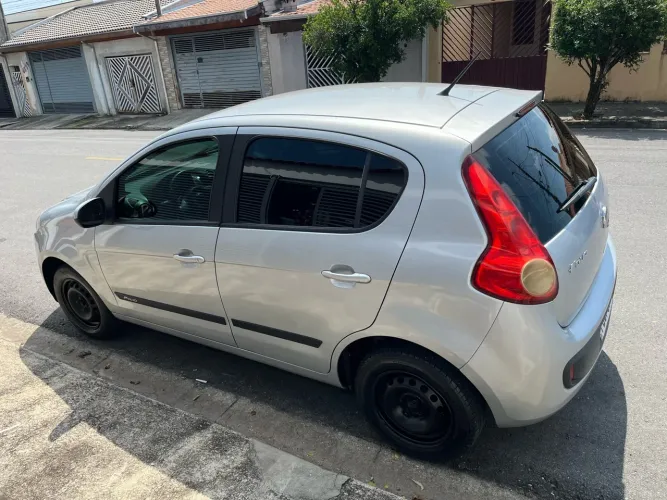 Fiat Palio Attractive 1.0 EVO Fire Flex 8V 5P 2014