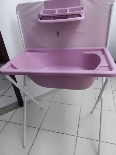 Vendo banheira com suporte dobrável em excelente estado
