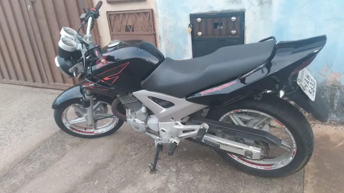 Moto Honda twister 250