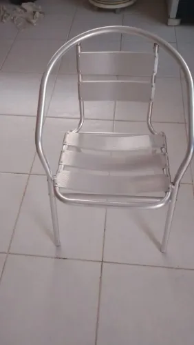 4 cadeiras de alumínio