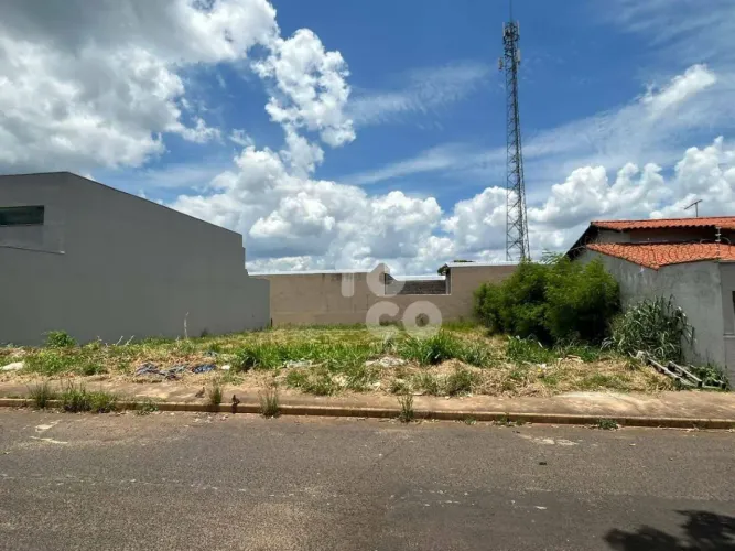 Terrenos à venda, 300 m² por R$ 300.000 cada - Segismundo Pereira - Uberlândia/MG