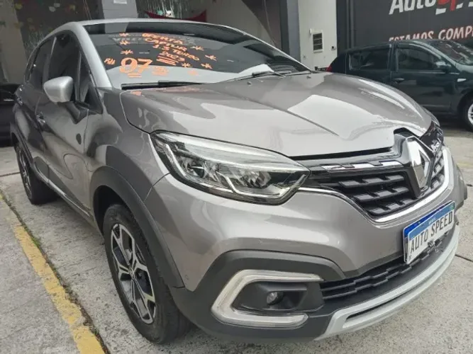 Captur Iconic 1.3 Turbo Automático Completo Flex 2023
