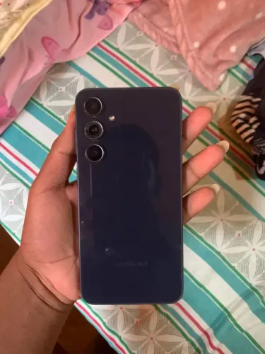 Celular A35