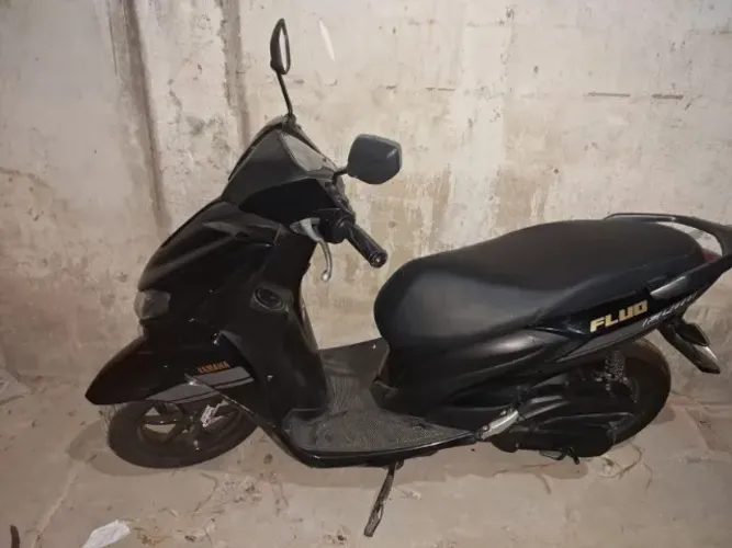 MOTO 125 FLUO YAMAHA 2023 AUTOMÁTICA