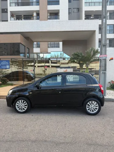 Toyota Etios XLS 1.5 Flex 16V 5P Mec. 2013