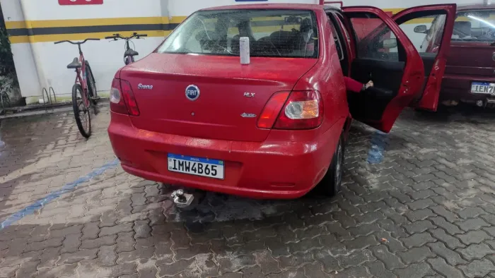 Fiat Siena HLX 1.8 MPI Flex 8V 4P 2006