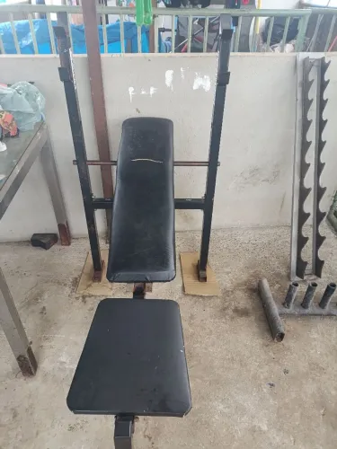 Mesa de supino + 2 Suportes para Barra de ferro