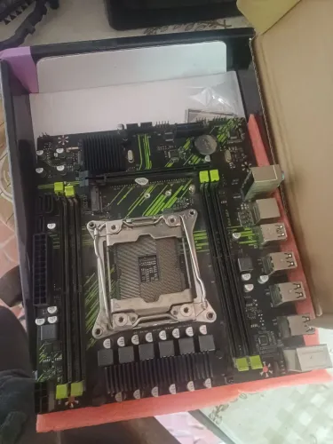 Computador kit xeon 2666v3 16gb de ram  gtx 1660 super