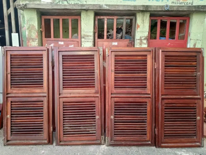 3 janelas veneziana completas