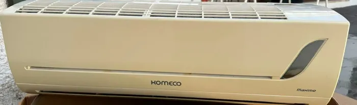 Ar condicionado KOMECO Modelo ECS-07-FX2LX - 220V Com condensadora e controle 7500 BTU