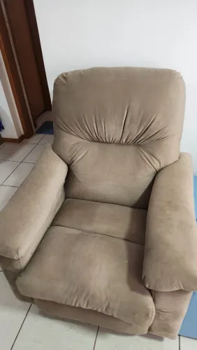 Poltrona Reclinável