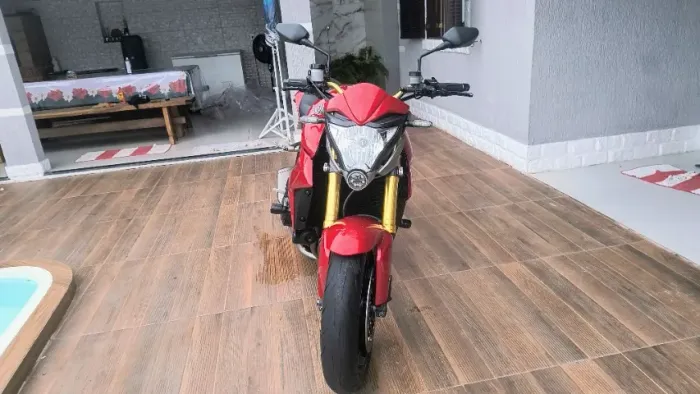 CB1000r impecável / Oportunidade.